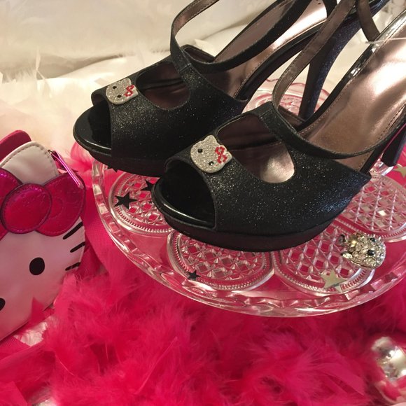 GORGEOUS black glitter heels and matching earings with hello kitty crystals! - Picture 7 of 15